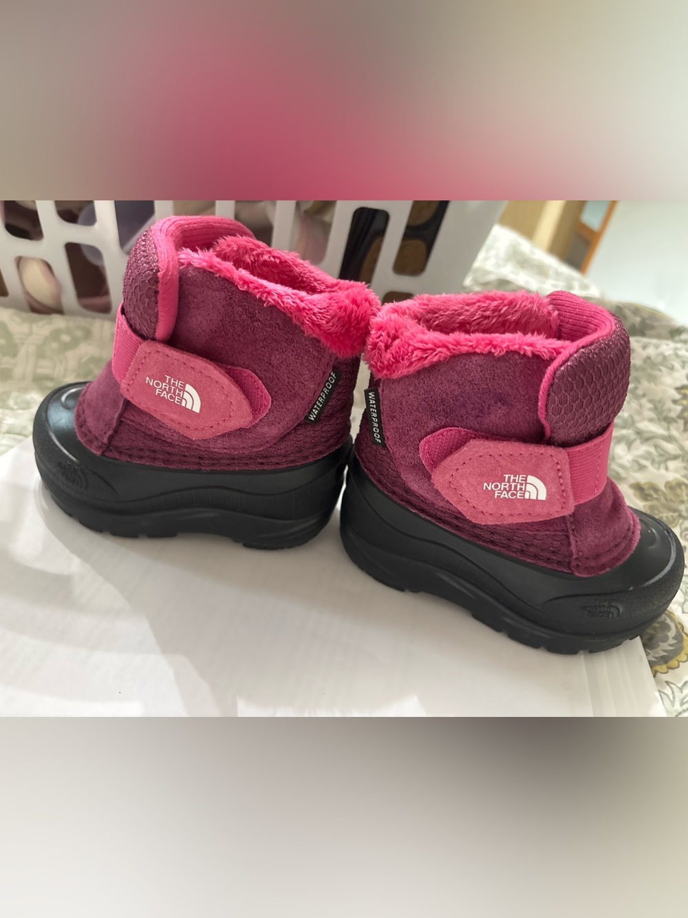 The North Face Kids Burgundy and Pink Insulated Boots baby girl, size 5